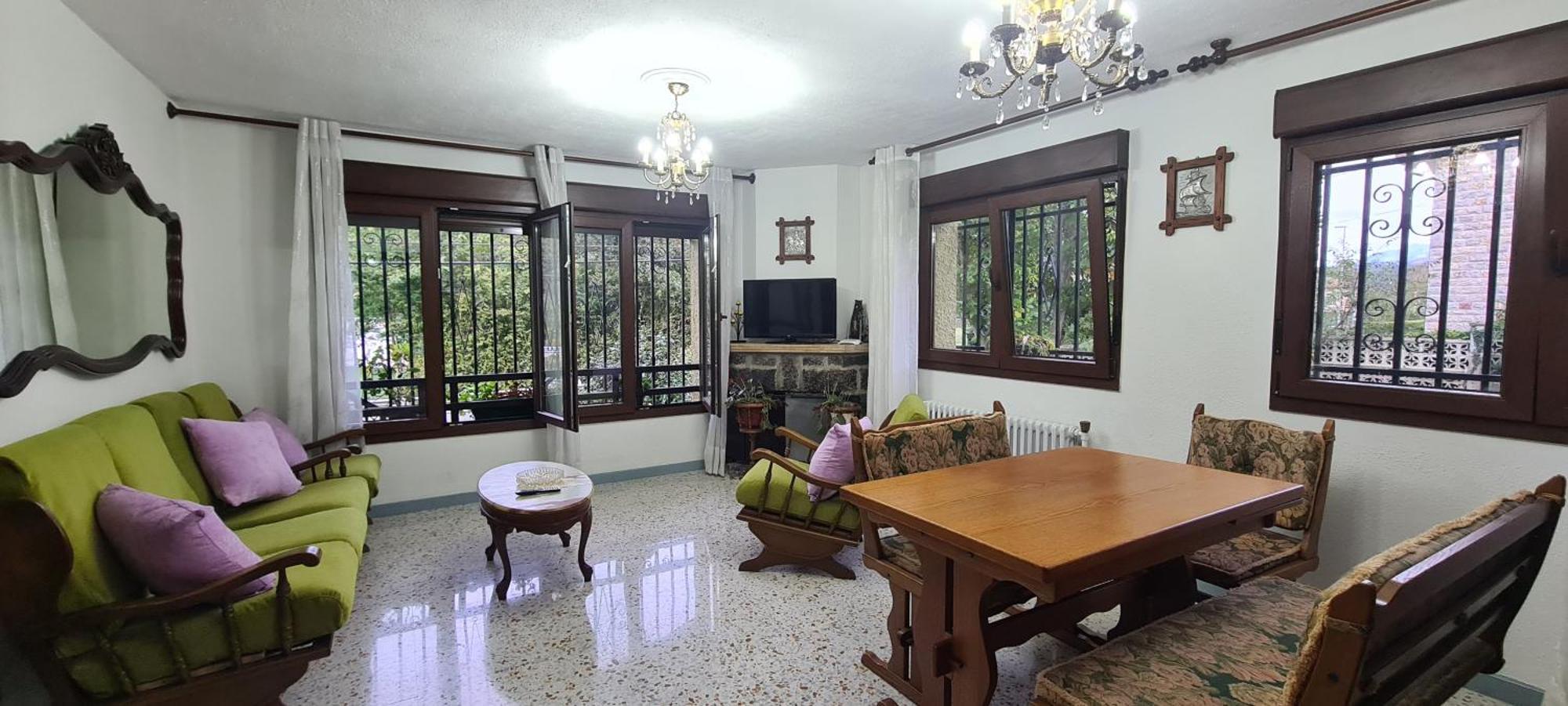 Villa Teresa Onís Exterior foto